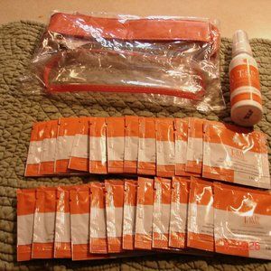 TAN TOWEL 24 self-tan Towelettes for FACE, fine Mist Body Spray, Cosmetic Bag